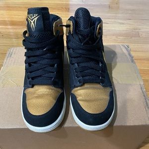 Air jordan 1 melo size 5